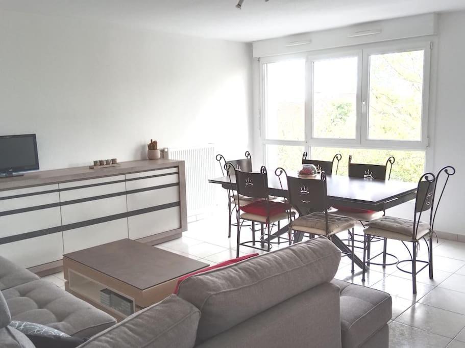 Chambre #2 Dans Appartement Partage - Proche Des Vosges Thann Exterior photo